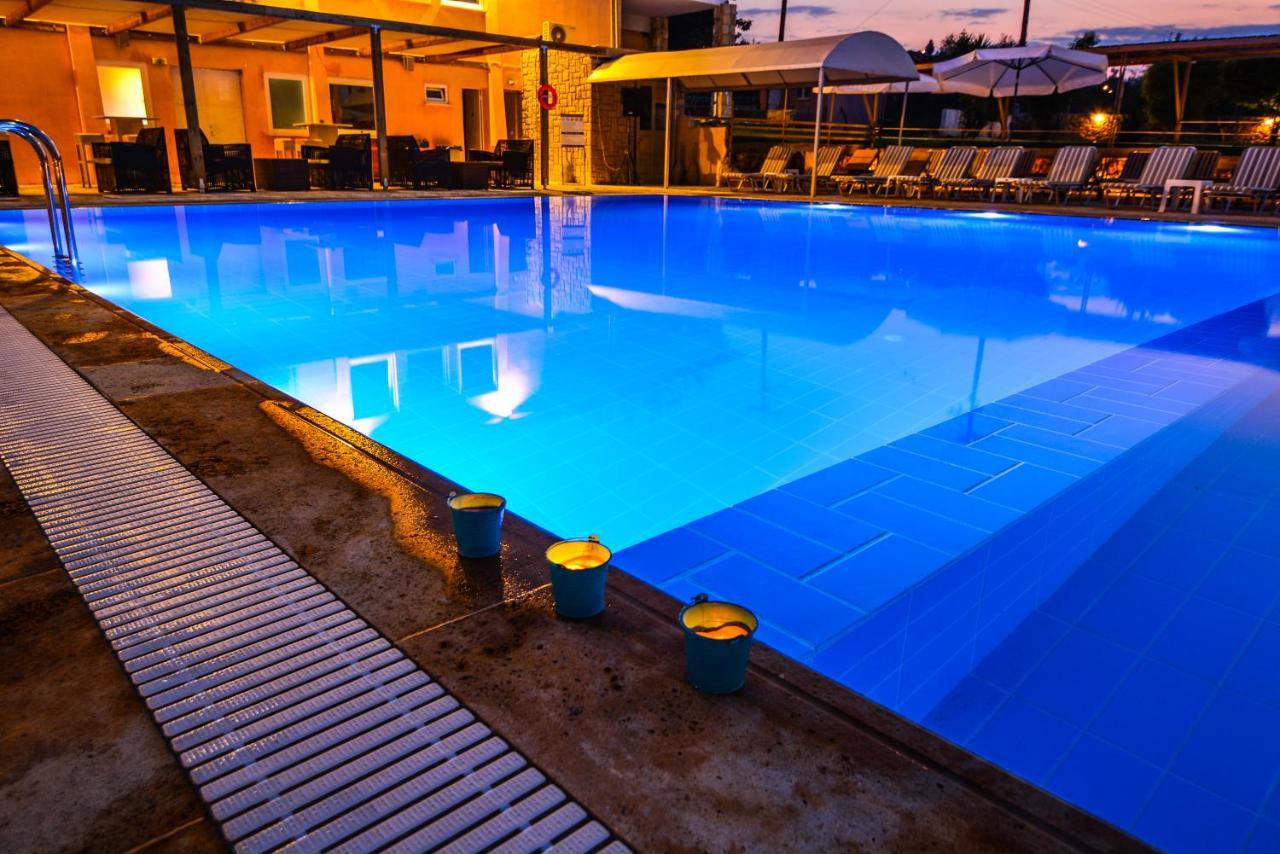 Aqua Mare Resort 梅里逊 外观 照片