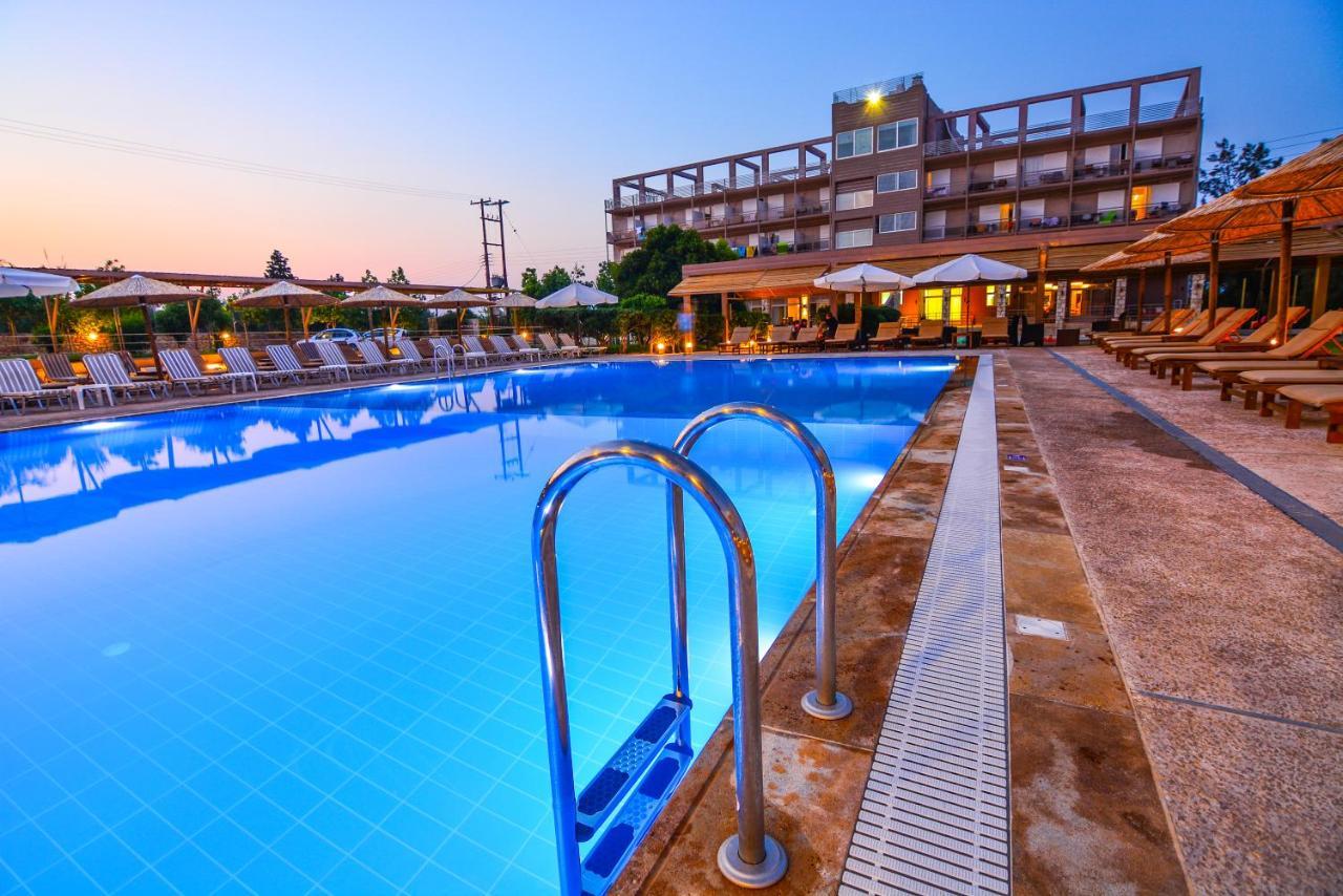 Aqua Mare Resort 梅里逊 外观 照片