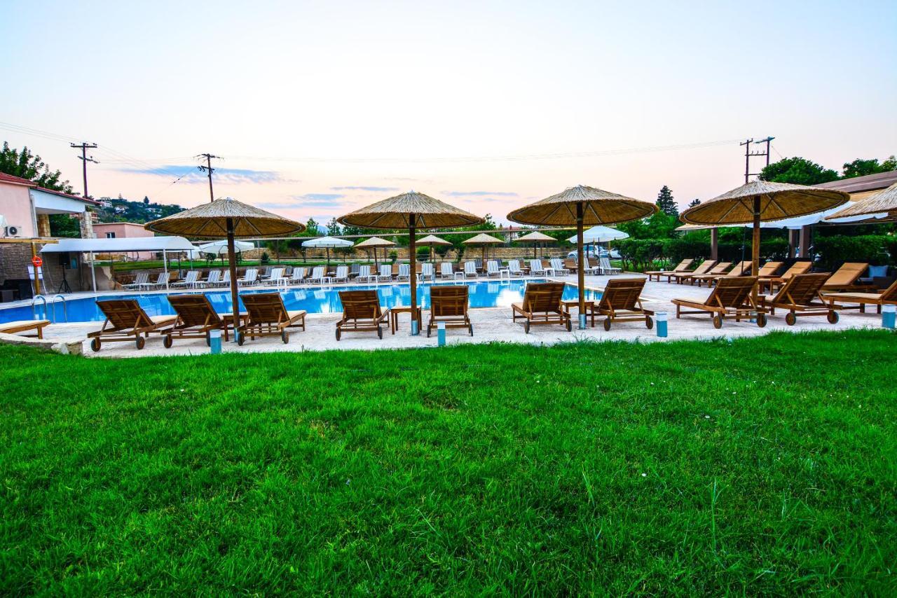Aqua Mare Resort 梅里逊 外观 照片